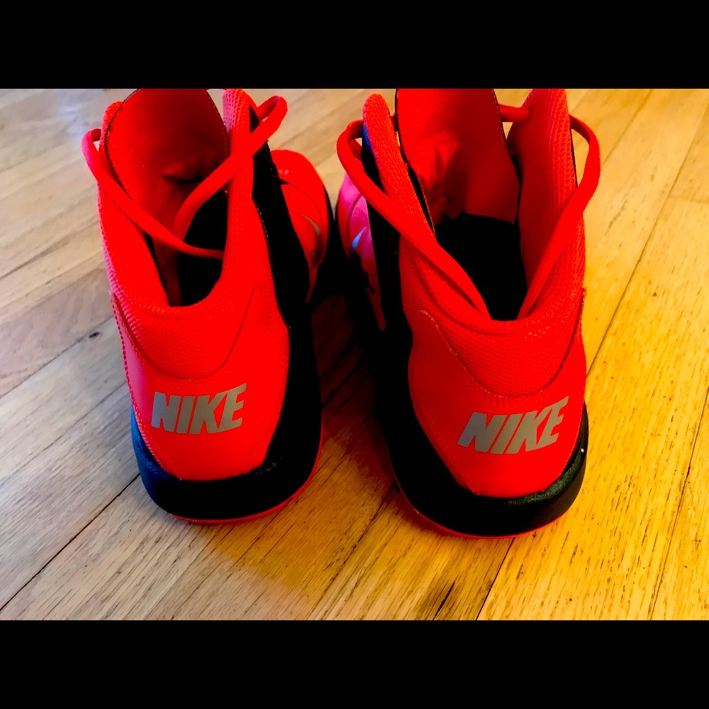 NIKE RED HIGH TOP MENS SNEAKERS DUAL FUSION 10